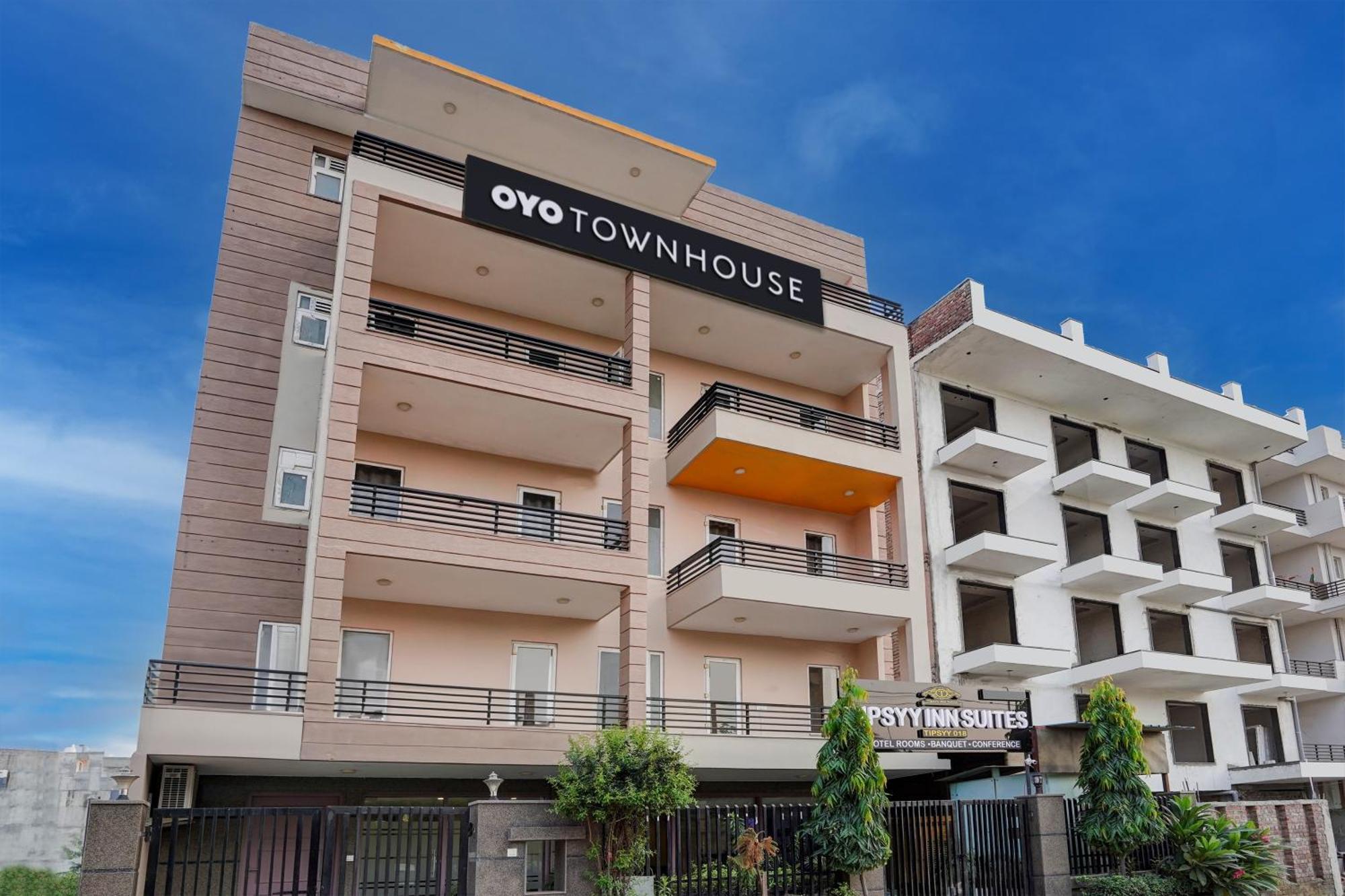 Oyo 联排别墅 203 酒店-57 区 古尔冈 外观 照片